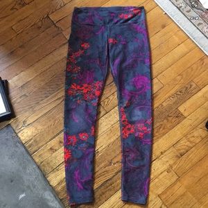 Fabletics full length patterned leggings